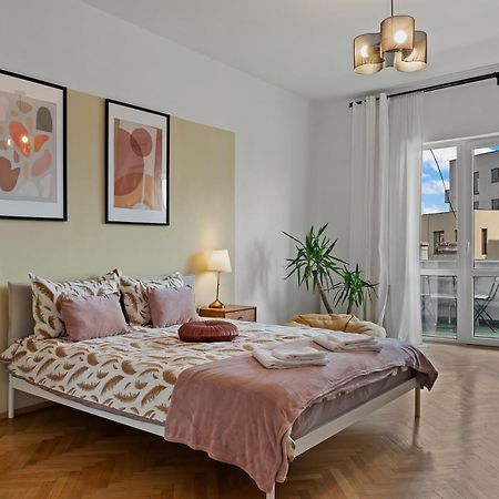 Ultracentral Dreamland Apartment 3 Bdrm Bukarest Exterior foto
